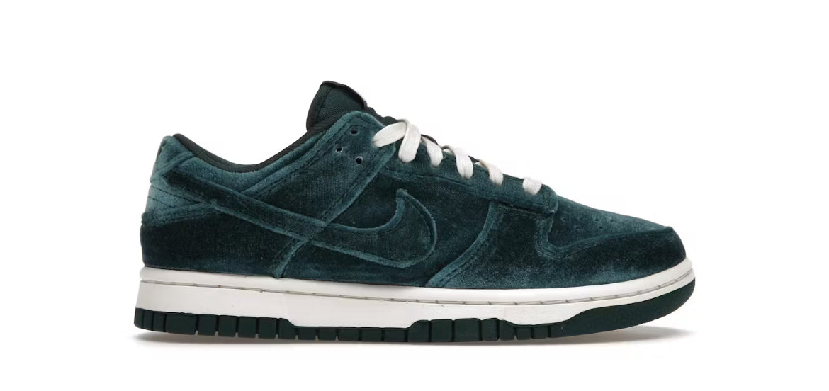 Nike Dunk Low Velvet Teal