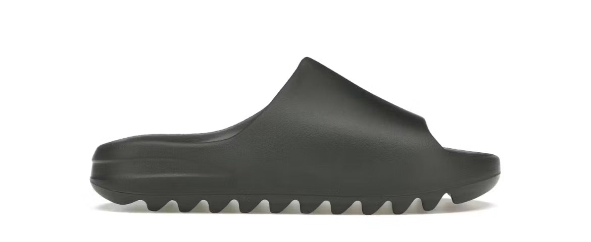 Yeezy Slide Dark Onyx